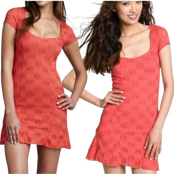 Free People coral daisy stretch lace Bodycon Mini Dress Scoop Neck Cap Sleeve xs - Picture 1 of 13